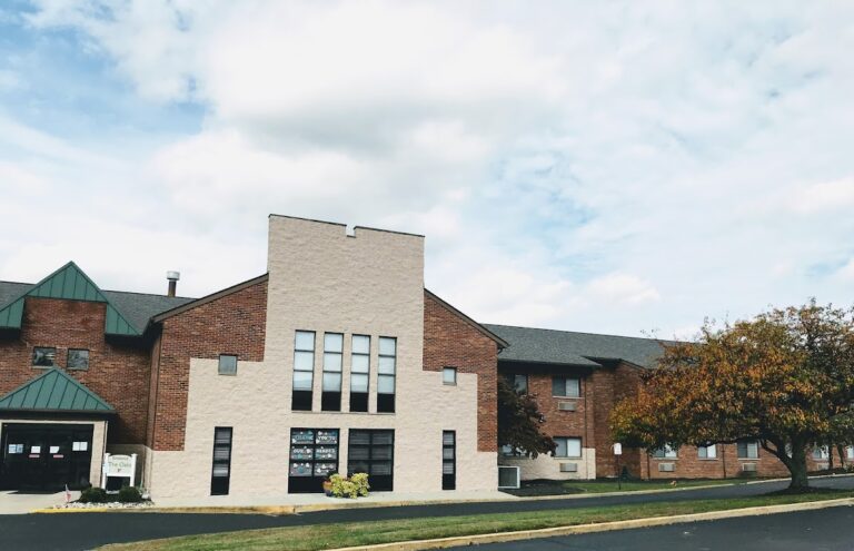 Majestic Care of Middletown Assisted Living photo