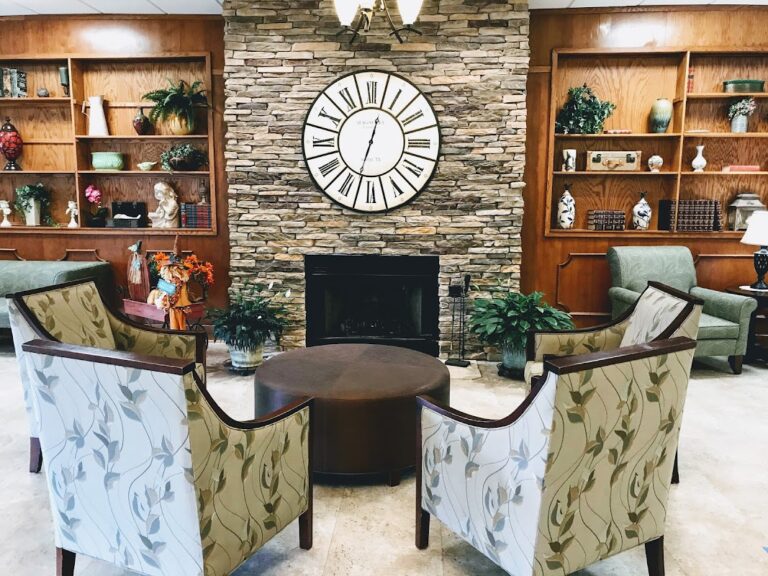 Majestic Care of Middletown Assisted Living photo