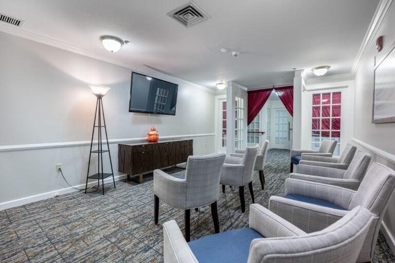 Shawnee Estates Senior Living photo
